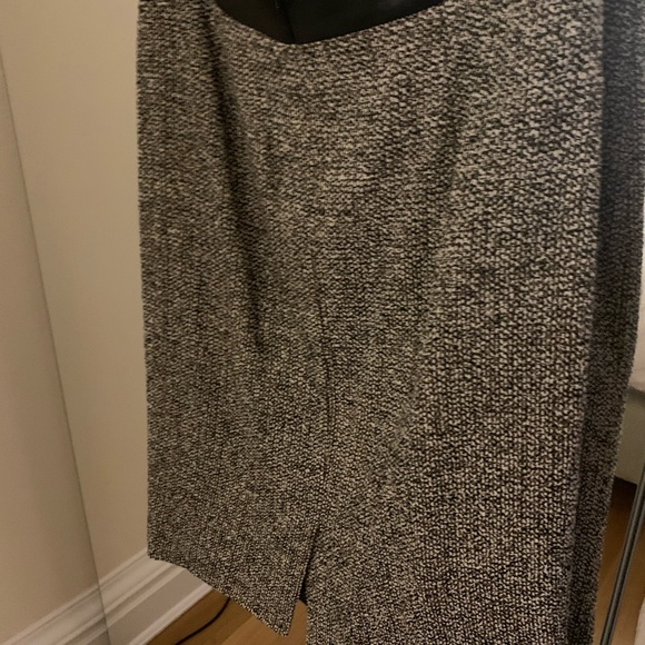 Hugo Boss Tweed Skirt Brown - Picture 4 of 4